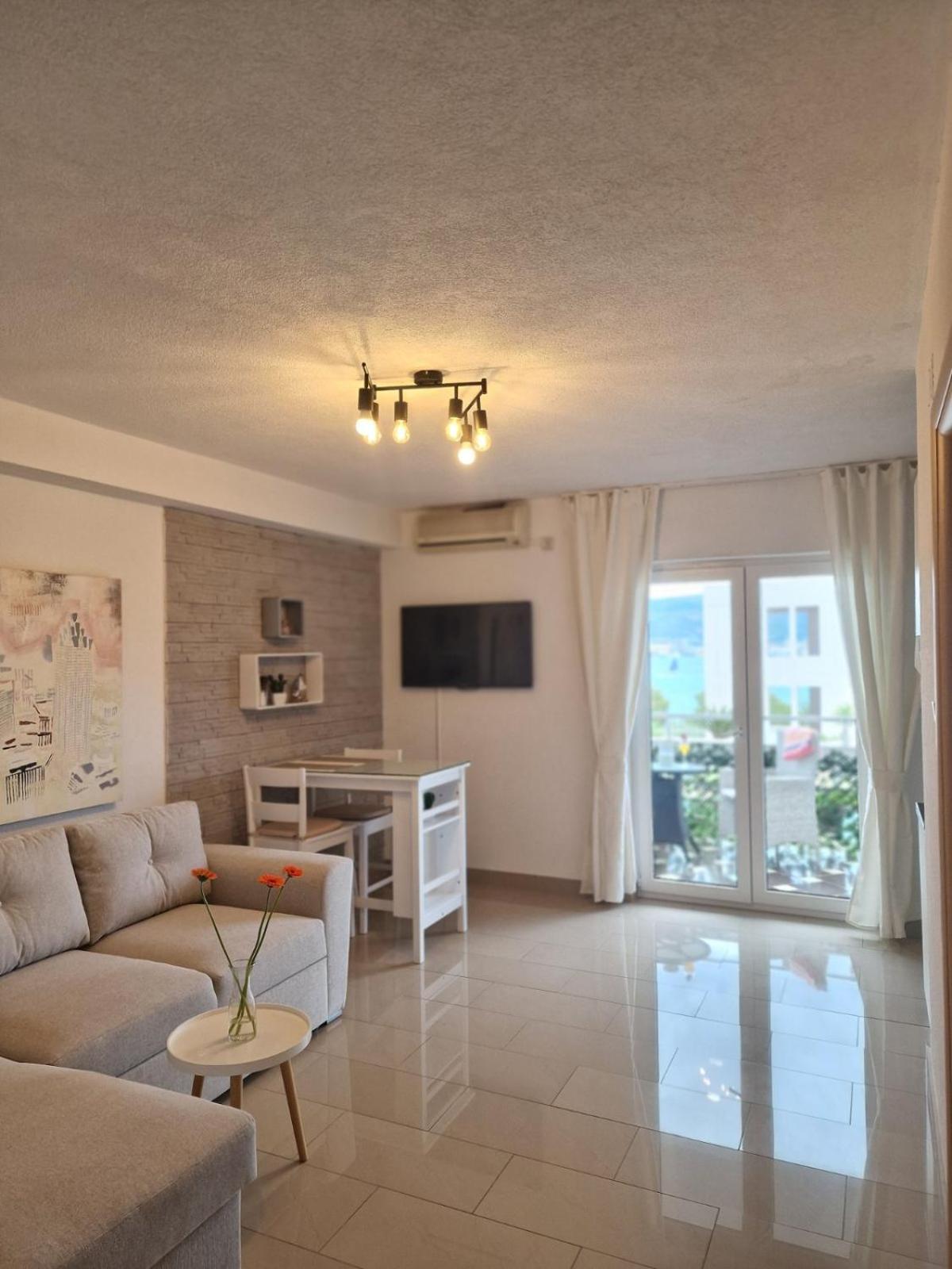 Apartments Silva With A View Of Sea Trogir Zewnętrze zdjęcie