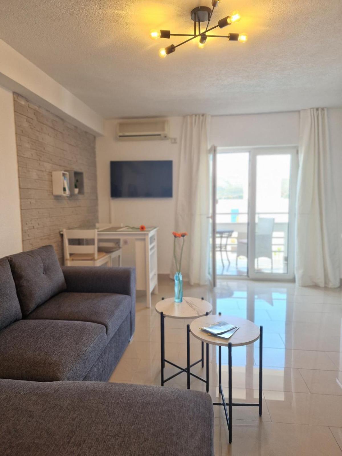 Apartments Silva With A View Of Sea Trogir Zewnętrze zdjęcie